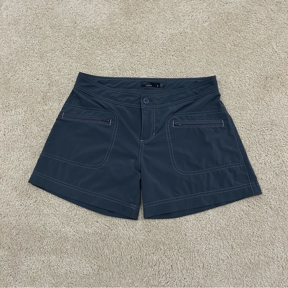 Prana Lena Shorts Size 6 Charcoal Gray Hiking Stretch Zip Pockets